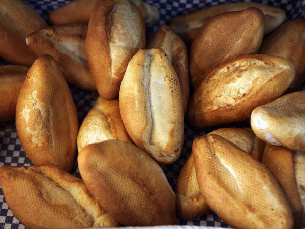 En nuestra gastronomía, el pan, dulce, salado o simple, es un acompañante infalible a cualquier hora del día.