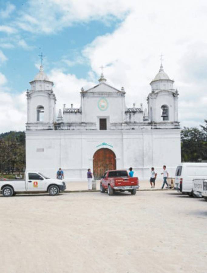 Cruzada solidaria para restaurar templos católicos