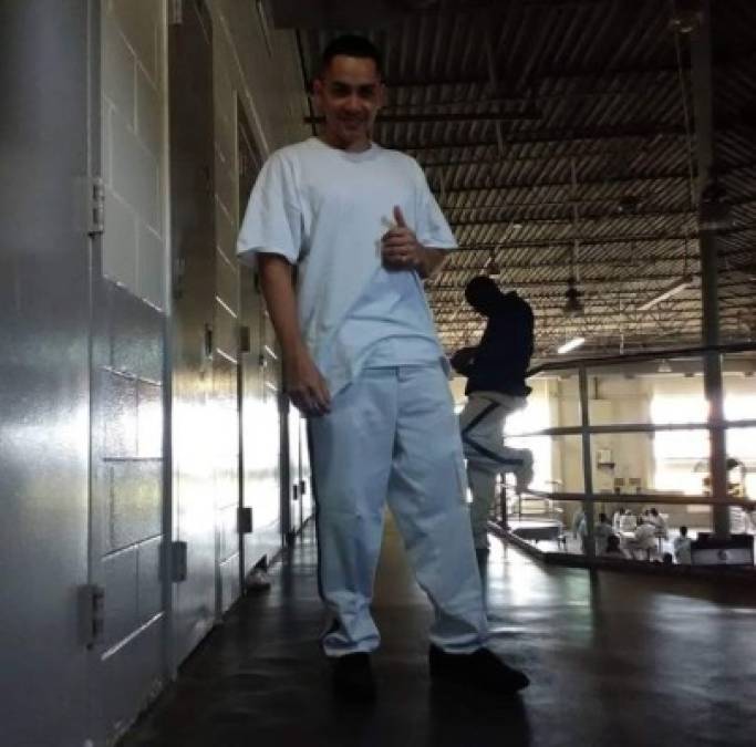 FOTOS: Así es la vida del famoso youtuber hondureño dentro de una prisión en EEUU