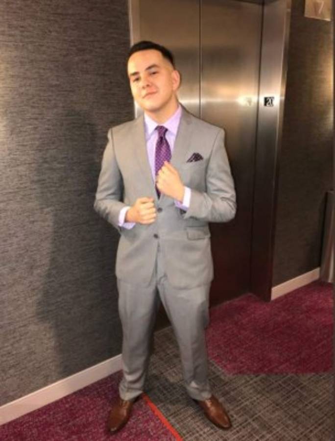 ¿Hijo menor de Jenny Rivera sale del clóset?