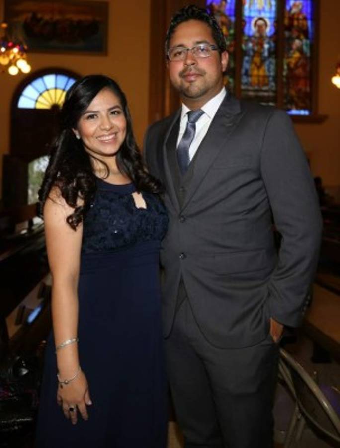 Buenos deseos para la pareja Juárez Mondragón