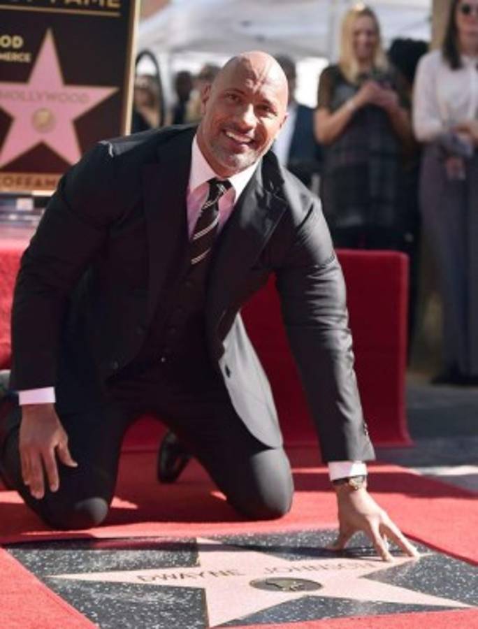 Johnson recibió la estrella 2,624 en la categoría de Películas. Foto AFP