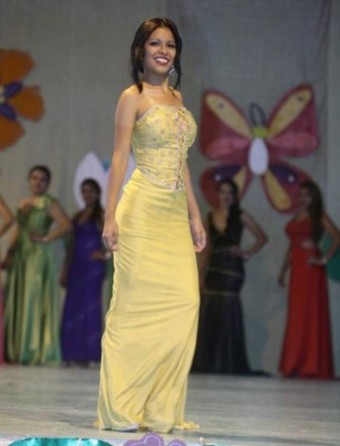 Derroche de belleza en la coronación de la 'Chica contador 2016'