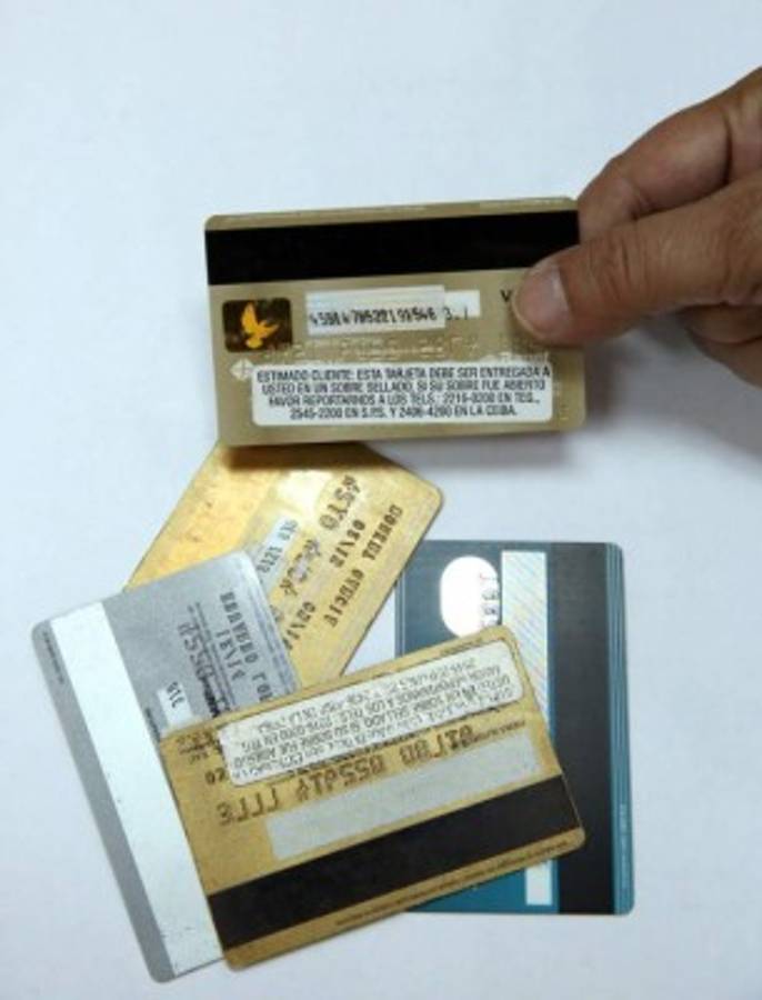 Unas 3,103,734 de tarjetas de débito circulan en el país