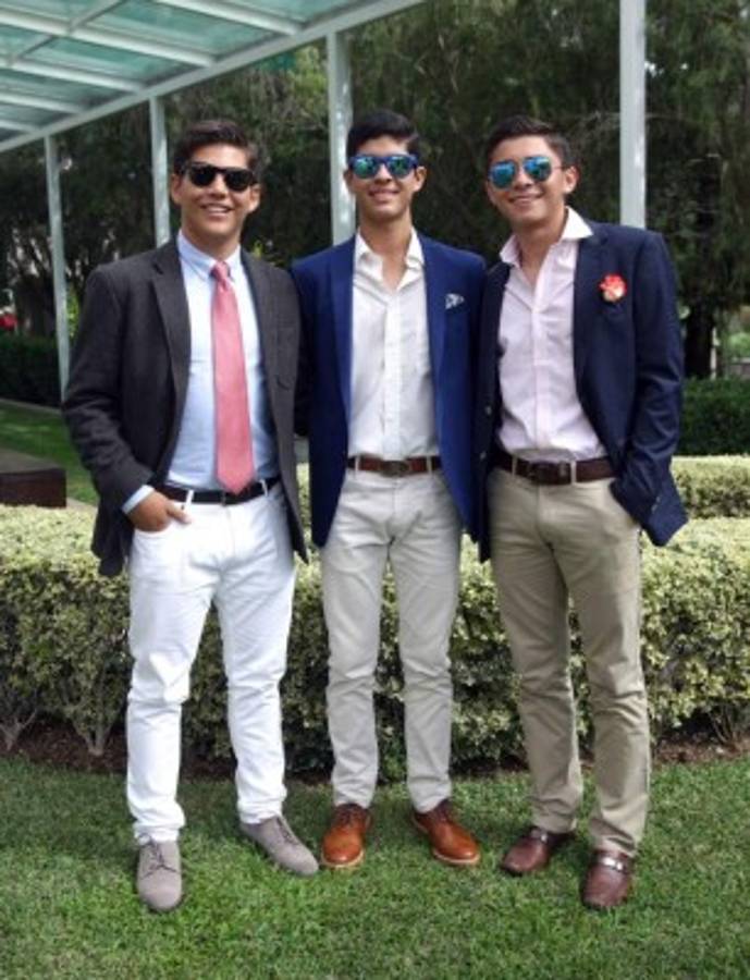 Fotos: Ameno encuentro de seniors de la Macris School