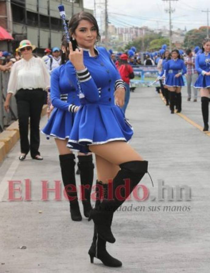 A raíz de los costos de las telas, los uniformes mantienen un precio alto. Foto: Archivo EL HERALDO.