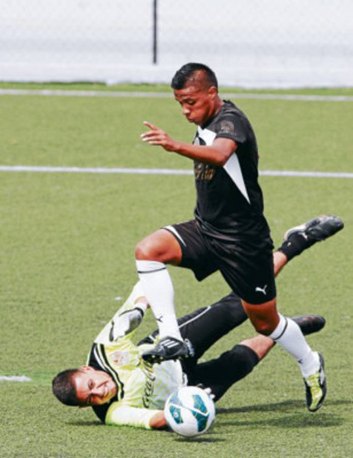 Olimpia está con una doble presión