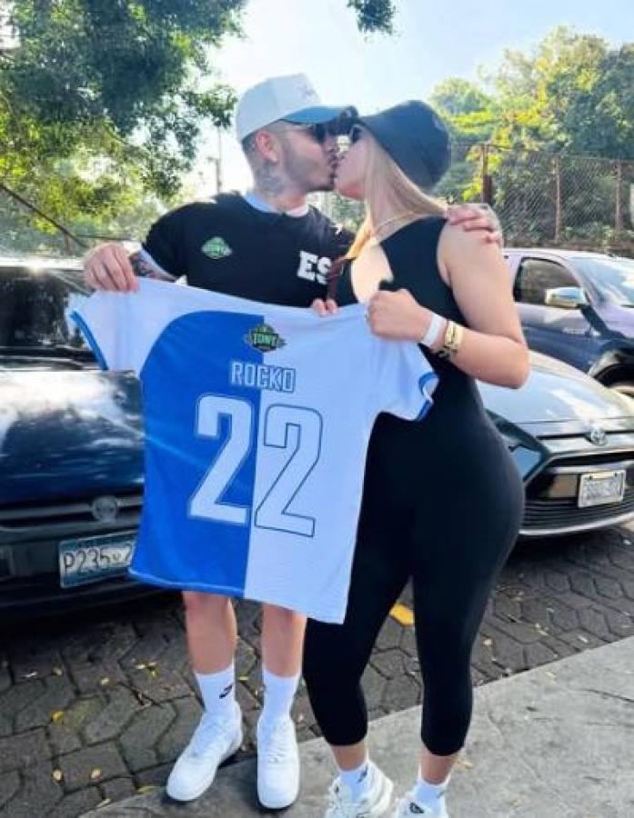 La bella hondureña que es pareja de tiktoker salvadoreño y estará en el estadio Morazán