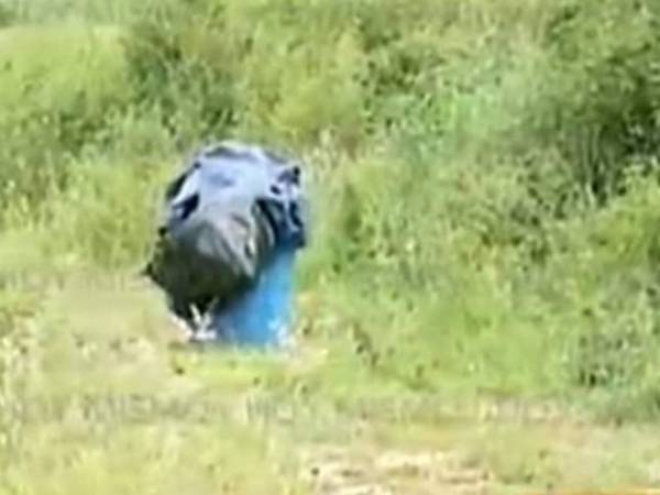 El barril estaba en un solar baldío de la carretera que conduce de San Pedro Sula al sector de Ticamaya.