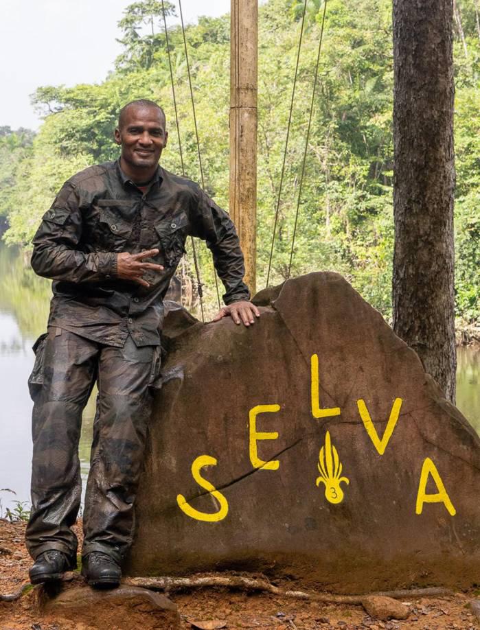 Fue campeón de Champions League y jugó final de un Mundial, ahora está en el ejército de su país