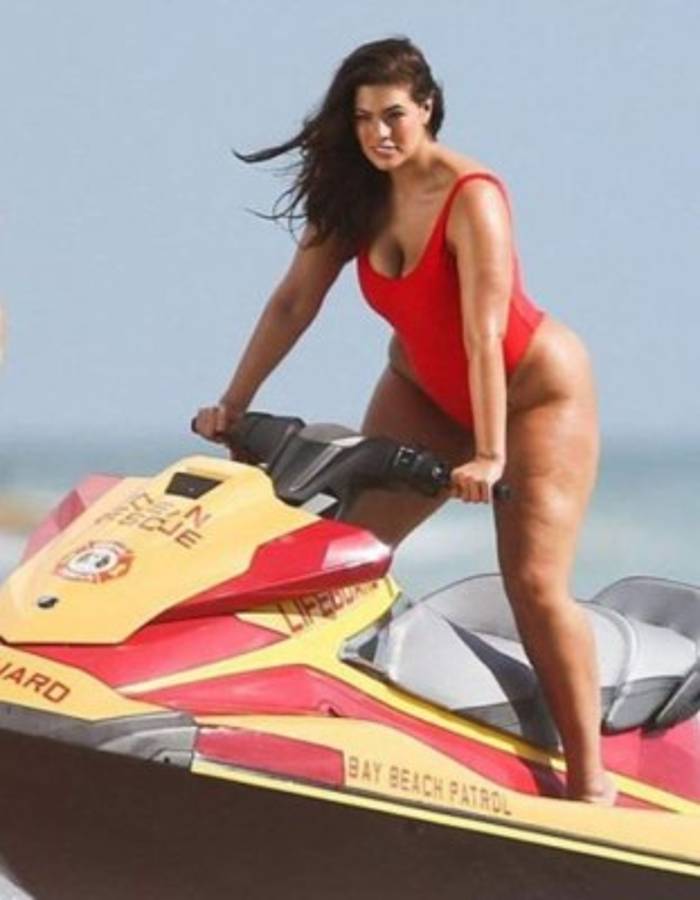 Ashley Graham muestra fotos en bikini sin photoshop