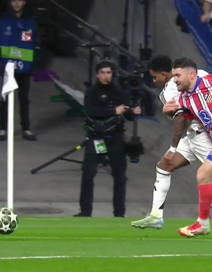 Funcionario hondureño presente, burla de Julián y gesto de Marcelo en triunfo de Real Madrid