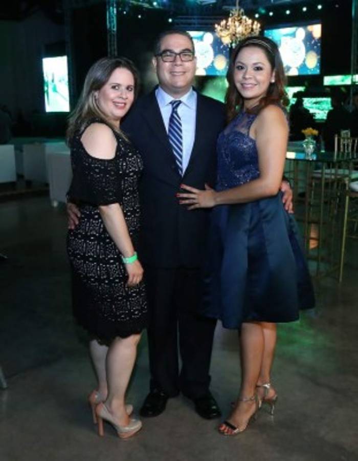 Una noche de recuerdos entre los egresados de la Elvel School