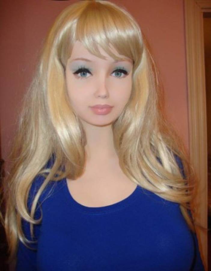 Lolita Richi, la nueva 'Barbie Humana”   