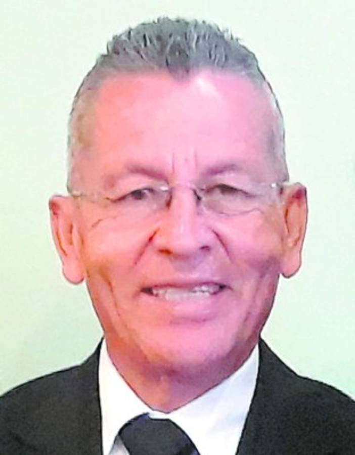 Locutores, las voces que se alojan en la memoria de los hondureños