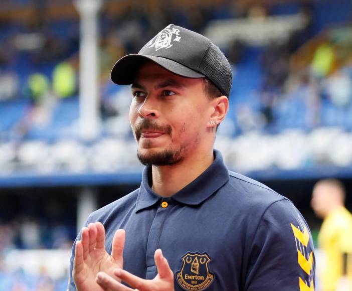 Promesa del fútbol inglés que cayó en las drogas y sueña con volver a su selección