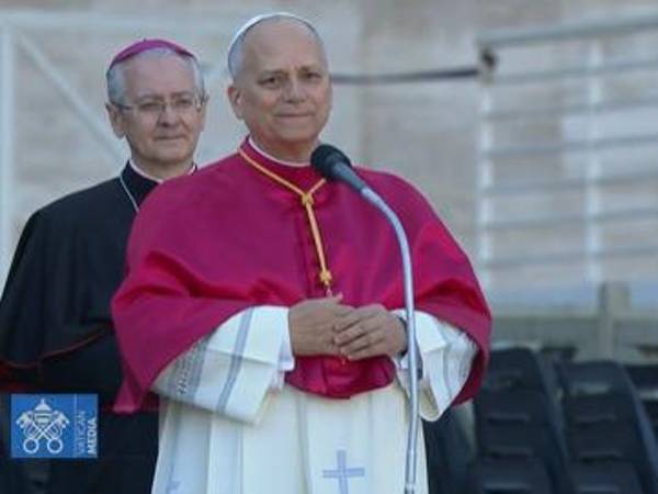 El papa León XIV durante una ceremonia.