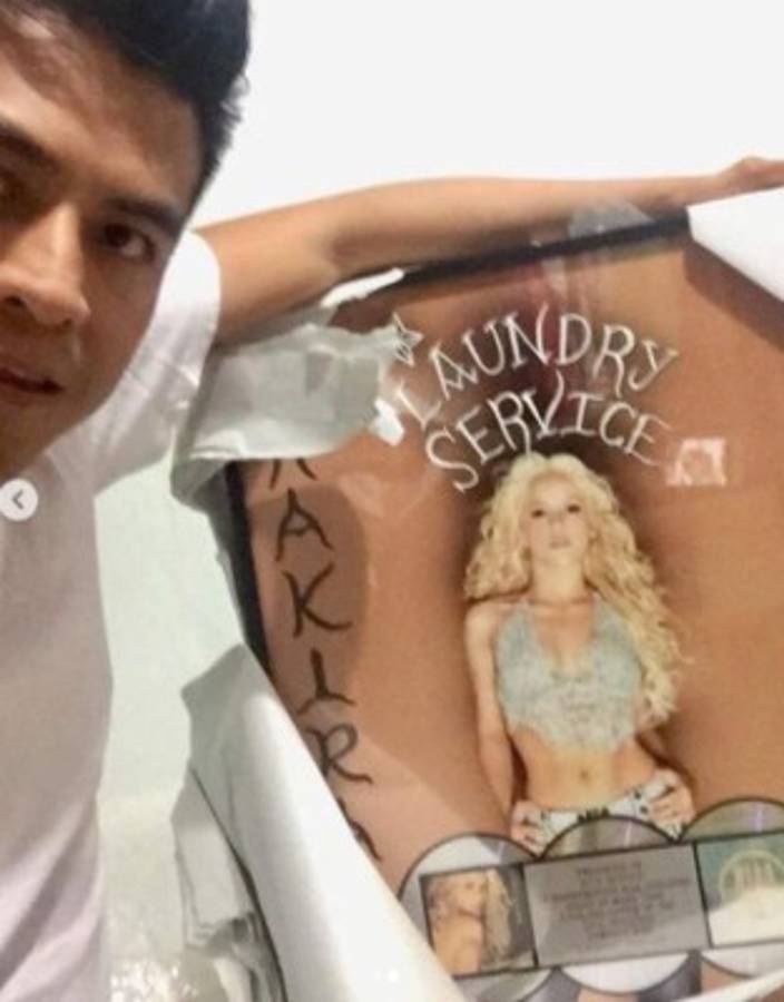 Shakira lamenta la muerte de uno de sus más grandes seguidores