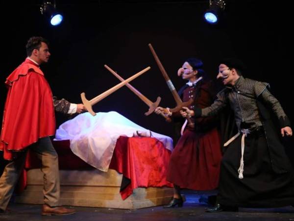 La disputa por el amor de una mujer es el eje central de “Don Juan Tenorio”.