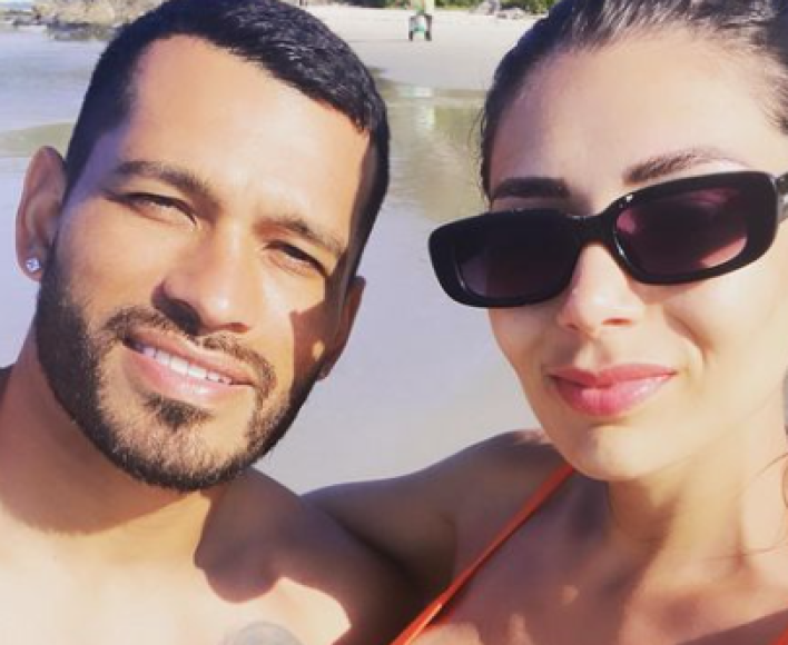 Descubren a futbolista que enamoraba la novia de su compañero y club lo despide