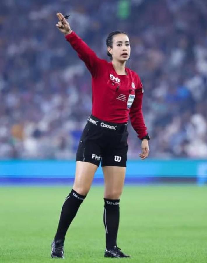 Katia Itzel García, así es la árbitra mexicana que dirigirá partido de Honduras ante Panamá