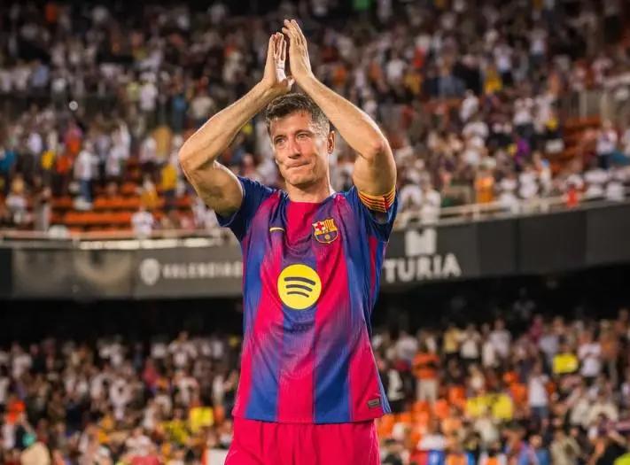 Fichajes: Crack se ofrece al Barcelona, futuro de Lewandowski y Florentino lo tiene claro