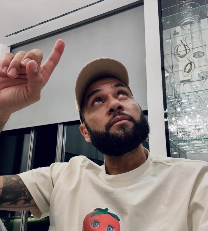 Dani Alves estuvo en prisión y hace sorprendente revelación al convertirse en discípulo de Cristo