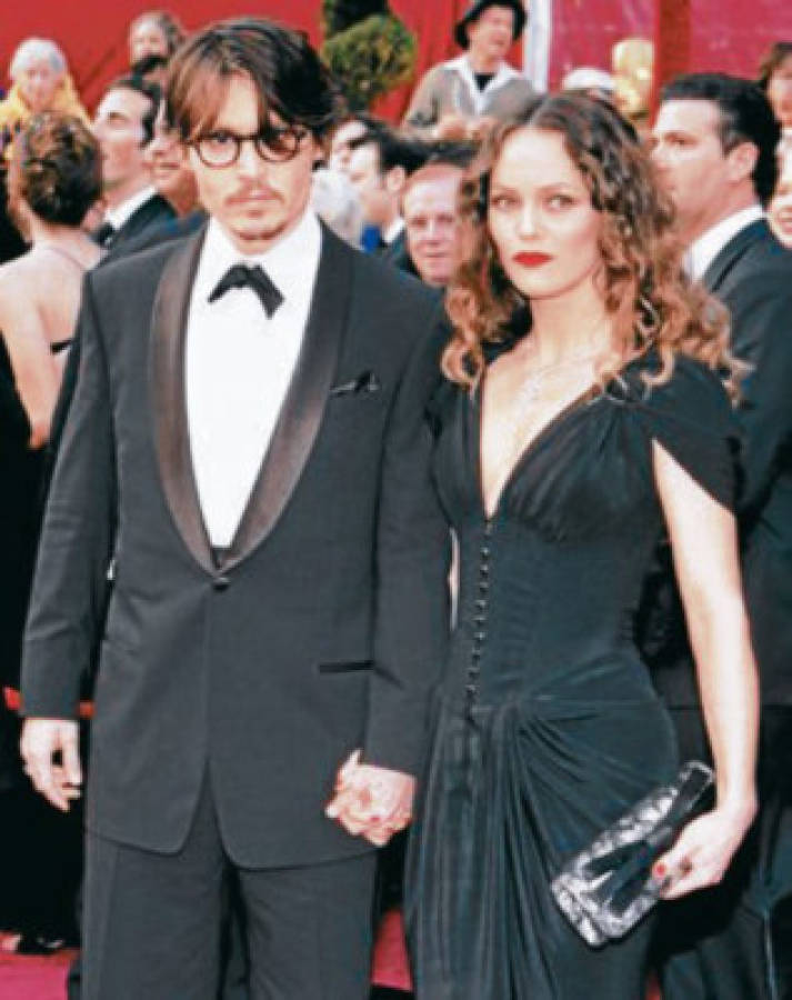Johnny Depp pagará $150 millones a su ex Vanessa Paradis