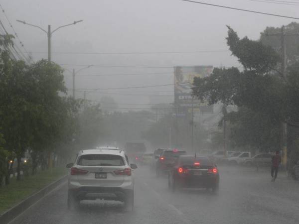 Cenaos alertó que las tormentas previstas para el fin de semana podrían generar granizo en localidades cercanas a Tegucigalpa, además de fuertes vientos.