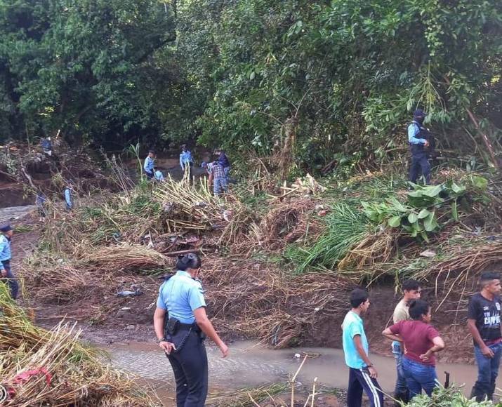 Las imágenes del desastre que cobró la vida de dirigente magisterial y su familia en San Francisco de Yojoa