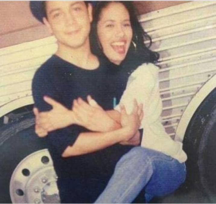 Las fotos más íntimas de la vida de la cantante Selena Quintanilla   