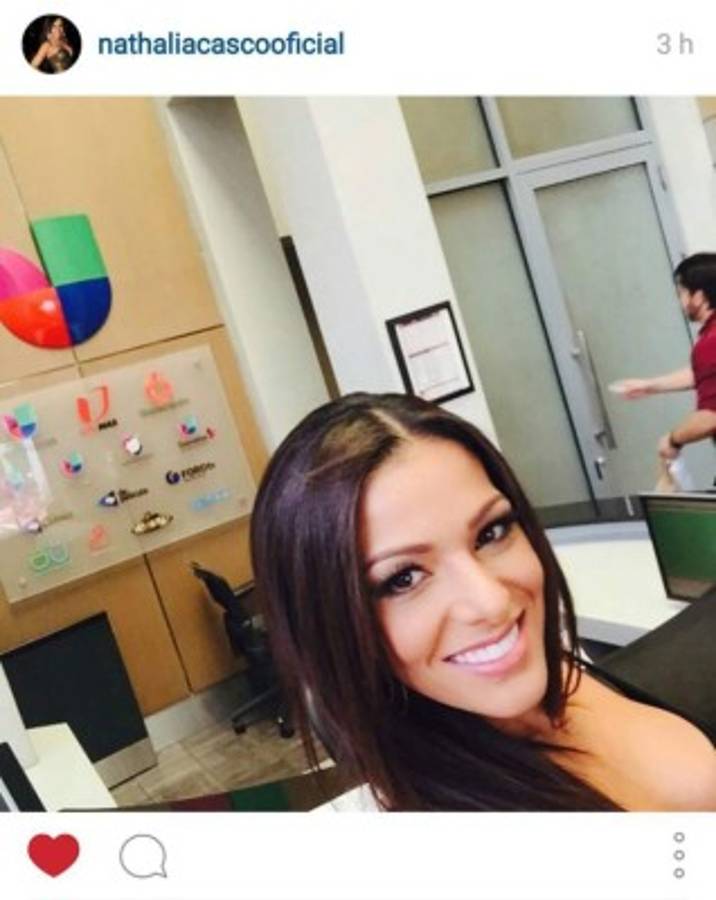 Nathalia Casco luce nueva sonrisa