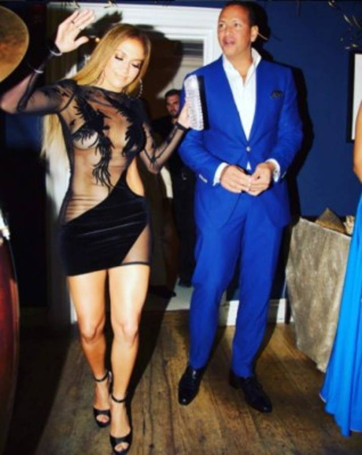 Así celebró Jennifer López su cumpleaños 48 junto a Alex Rodríguez