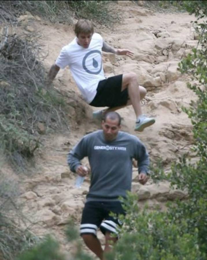Justin Bieber se cayó mientras hacía ejercicio y el momento se viraliza en las redes