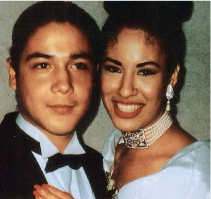 Las fotos más íntimas de la vida de la cantante Selena Quintanilla   