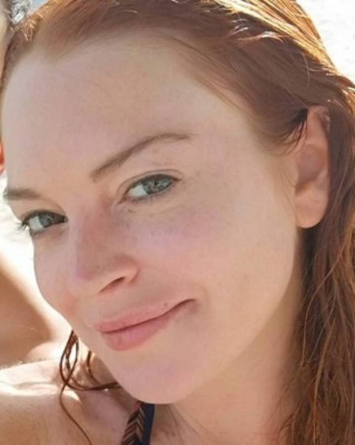 Lindsay Lohan reaparece con drástico cambio de look y sus fans están fascinados