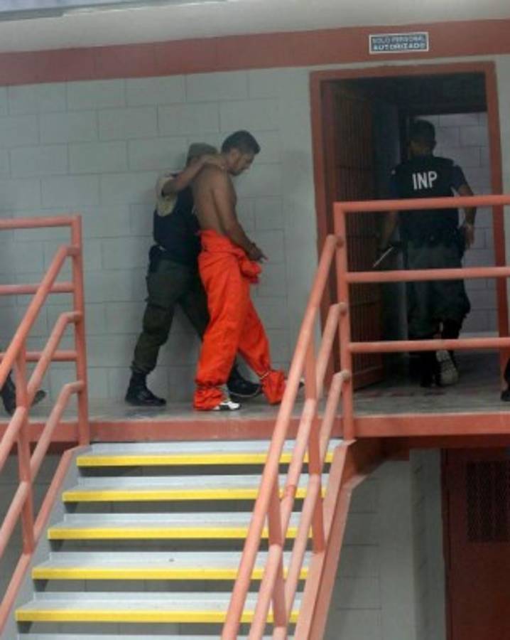 Los reclusos de alta peligrosidad ya no tendrán derecho al uso de joyas, ropa y cortes de cabello a su gusto