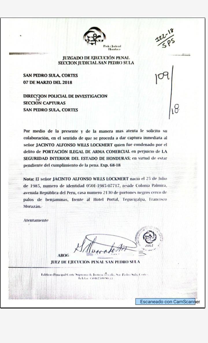 Wills Lockmer tenía una orden de captura por el delito de portación ilegal de armas.