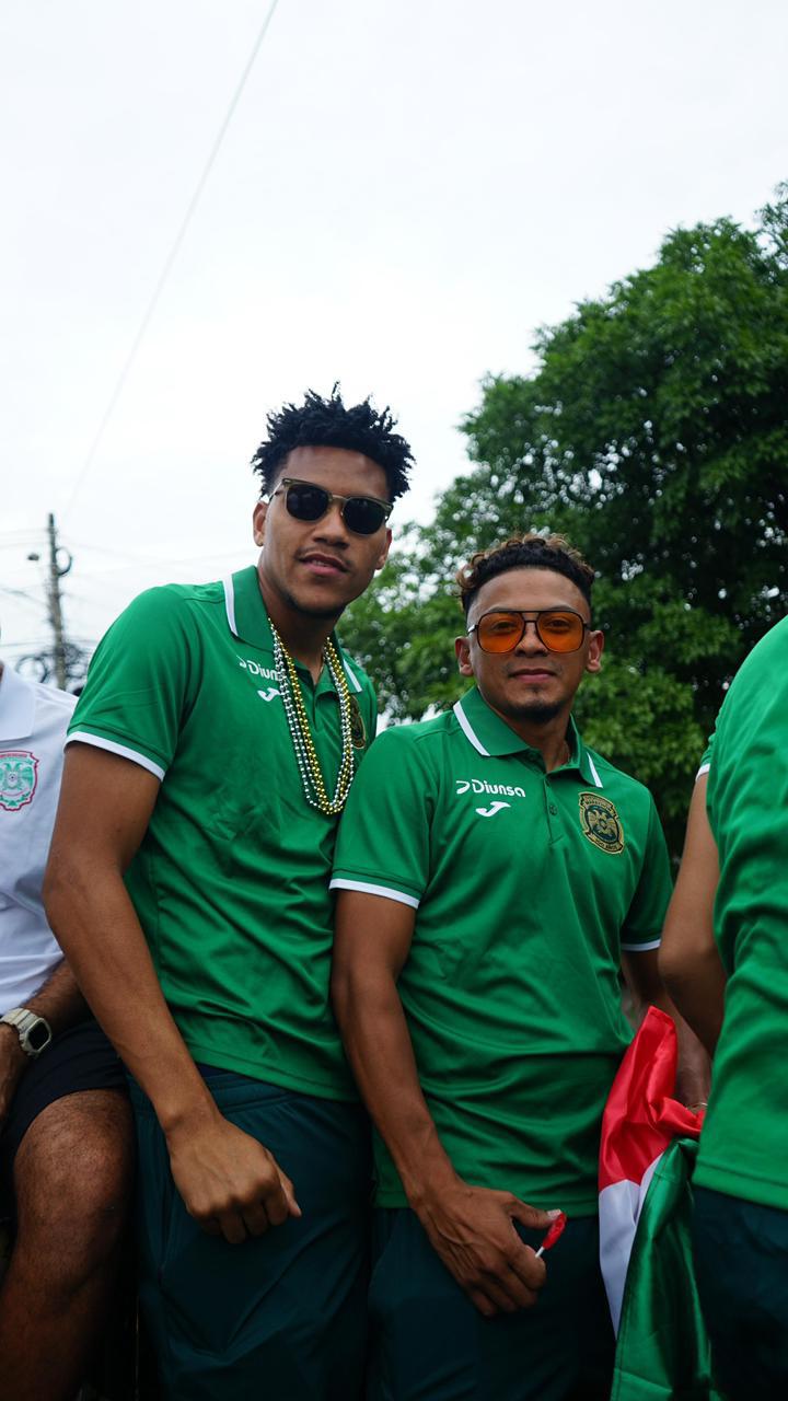 Fiesta total de la afición en SPS: Así se vivió la caravana por festejo del centenario de Marathón