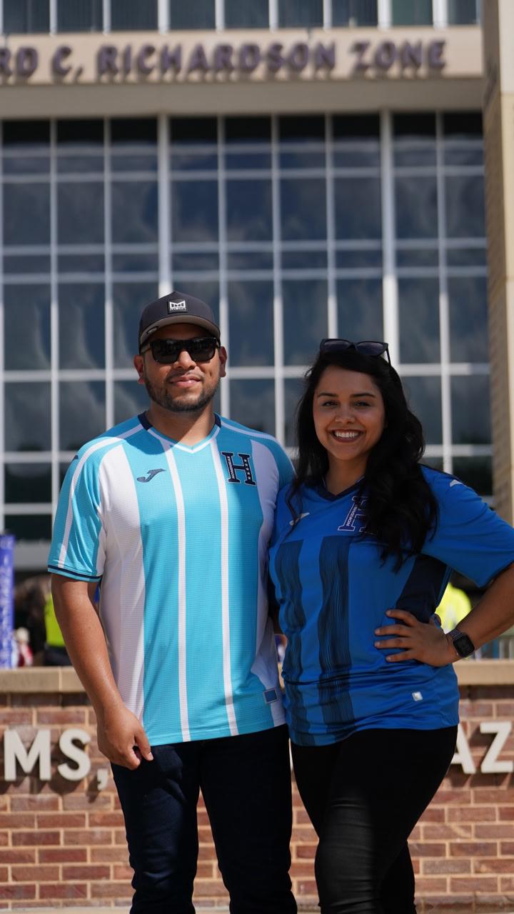 Las bellas chicas argentinas captadas en juego ante Honduras en College Station