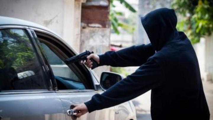 Ante las denuncias de una ola de robo de vehículos que ha crecido en la capital de Honduras, EL HERALDO constató las colonias en las que más se denuncia el robo y hurto de los automotores. Esto de acuerdo a datos de la Secretaría de Seguridad.