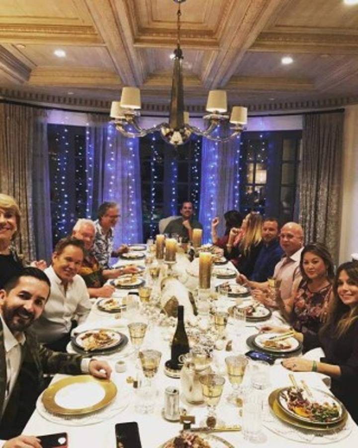 FOTOS: Sofía Vergara celebra el 'Día de Acción de Gracias' con espectacular cena