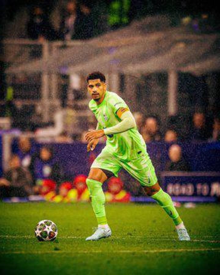 Ronald Araújo sorprende a muchos y toma esta decisión tras eliminación del Barcelona