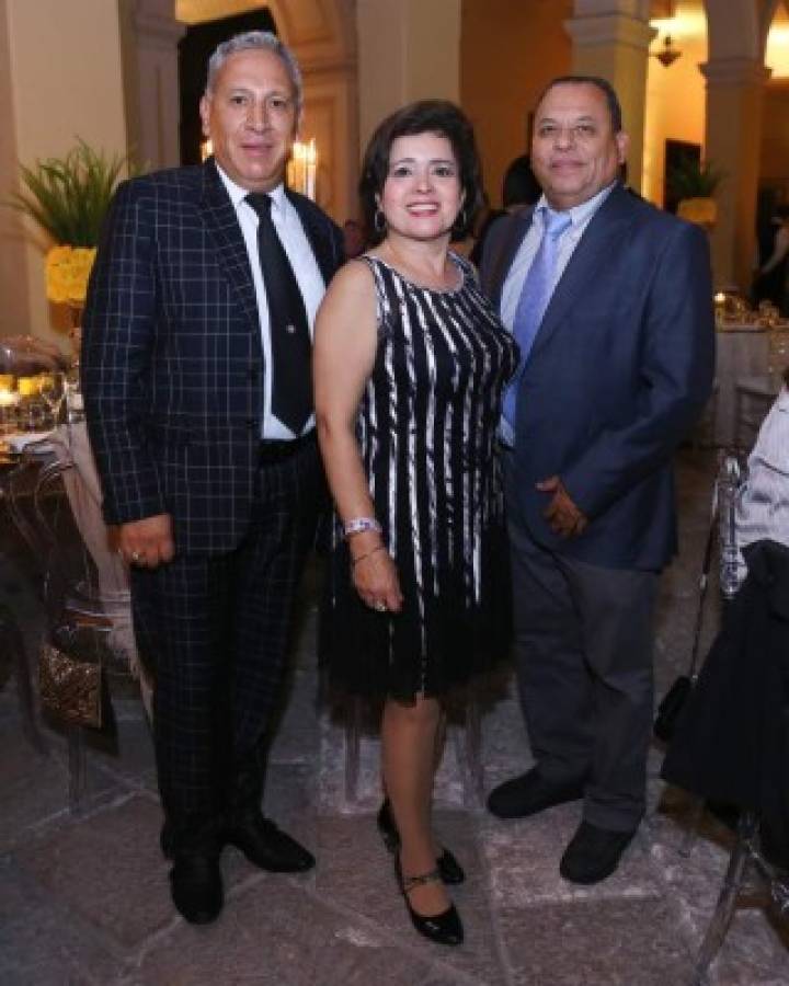 Cena de gala entre médicos otorrinos