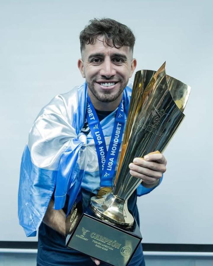 ¿Cuánto pagó Godoy Cruz por el fichaje del delantero Agustín Auzmendi?