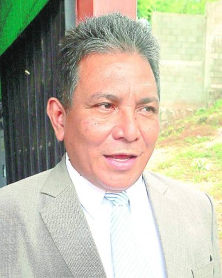 Honduras: Construcciones en carretera al sur pasan factura a grupo de docentes