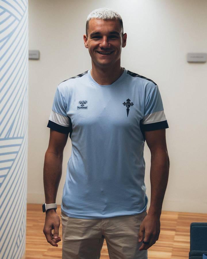 Fichajes: Jugador informa a su club que Barcelona pagará su cláusura y futuro de Dibu Martínez