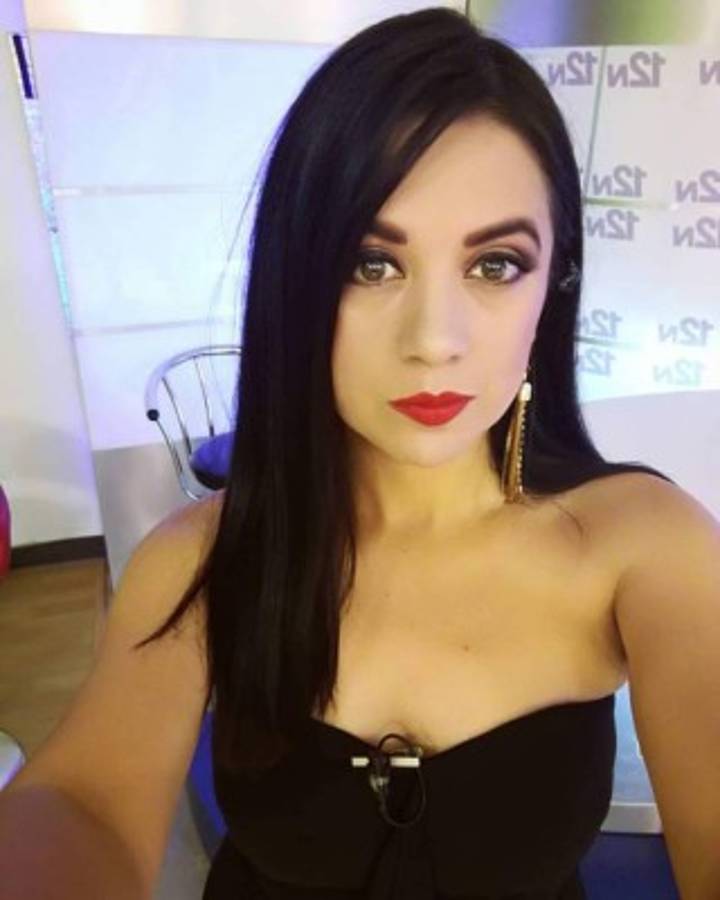 Presentadora hondureña evita atropellar un perro y se accidenta en el anillo periférico de la capital