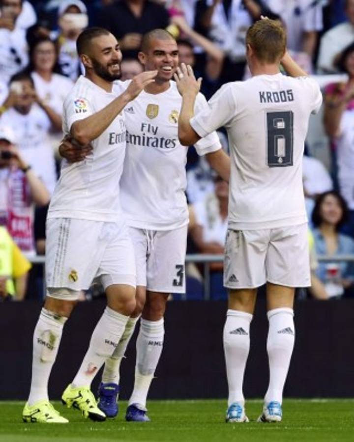 Real Madrid se coloca líder provisional tras ganar al Granada