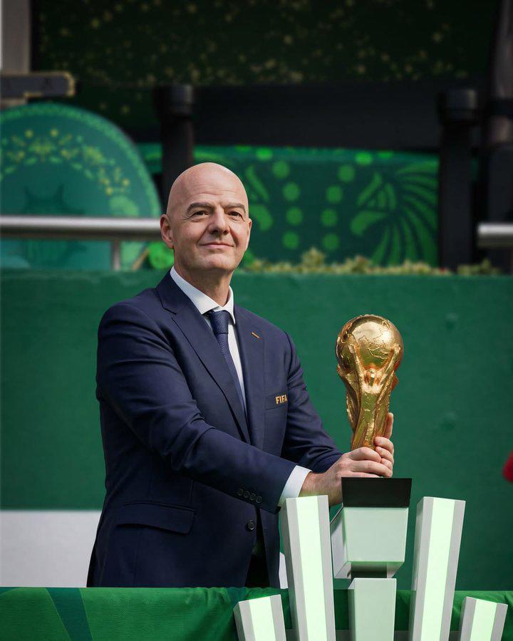 Joseph Blatter ataca a Infantino y Donald Trump tras perdonar roja de Balogun en el Mundial
